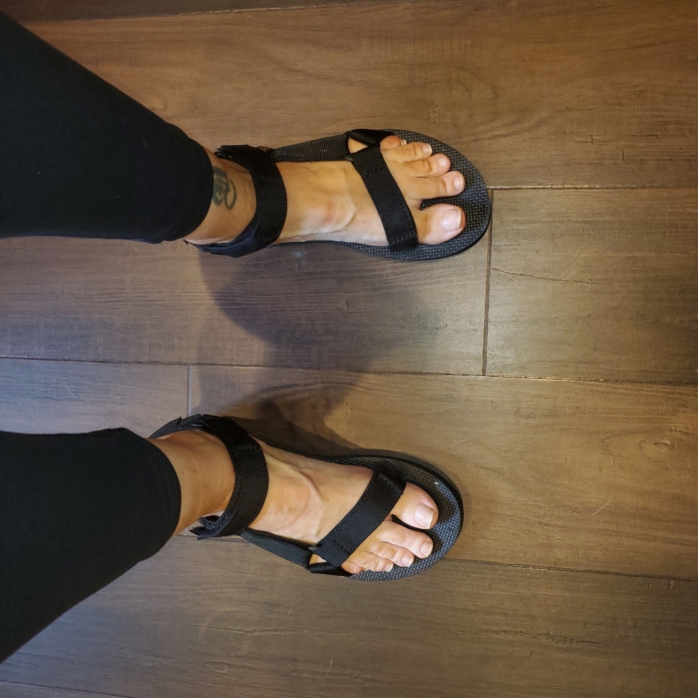 Teva sandles